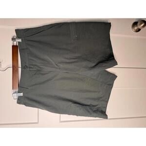 Patagonia Mens 32 Continental Cargo hiking outdoor black shorts